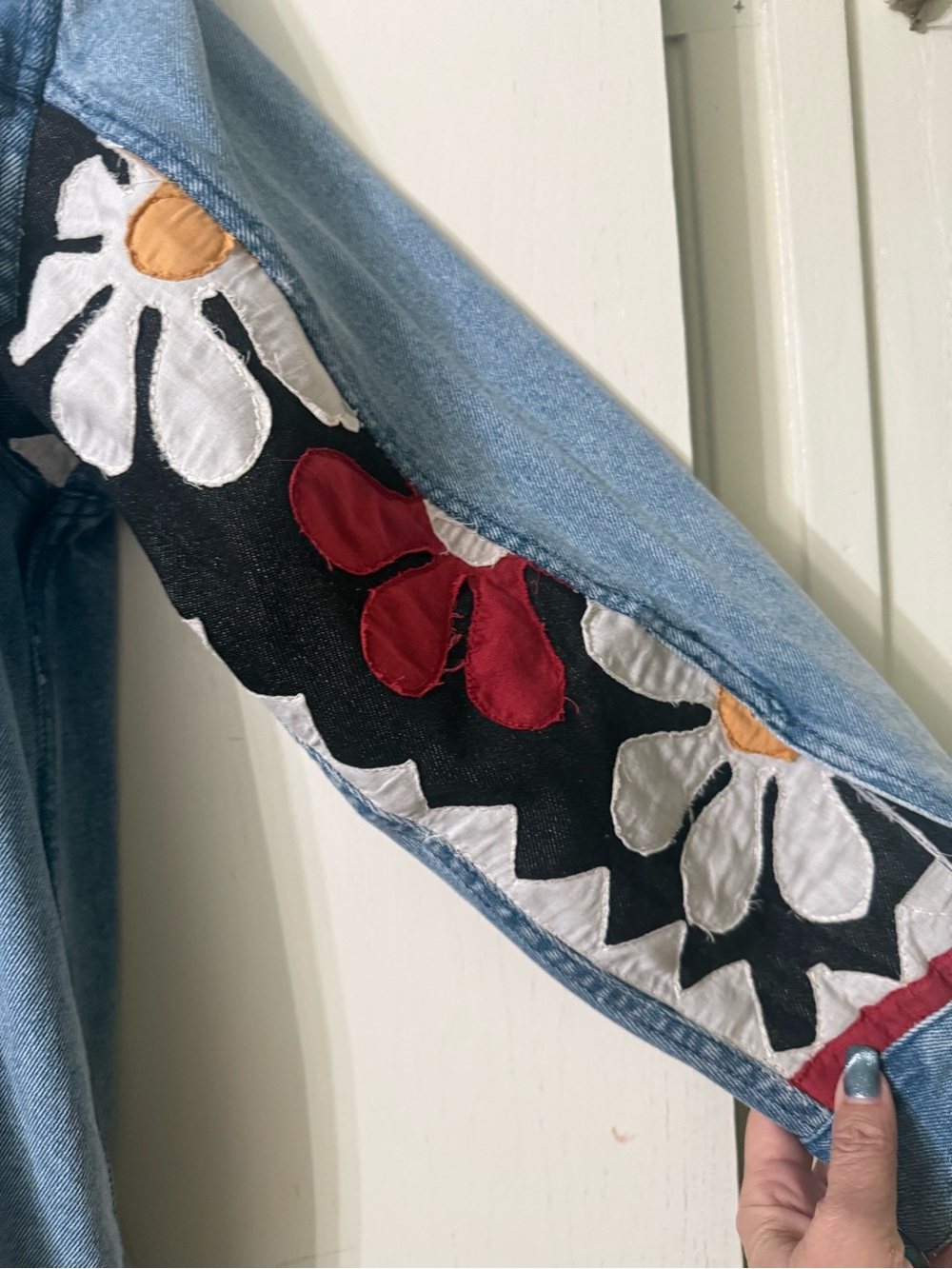 Free People Annie’s Flower Boho Trucker Denim Jacket - Size M NWT - Picture 11 of 11